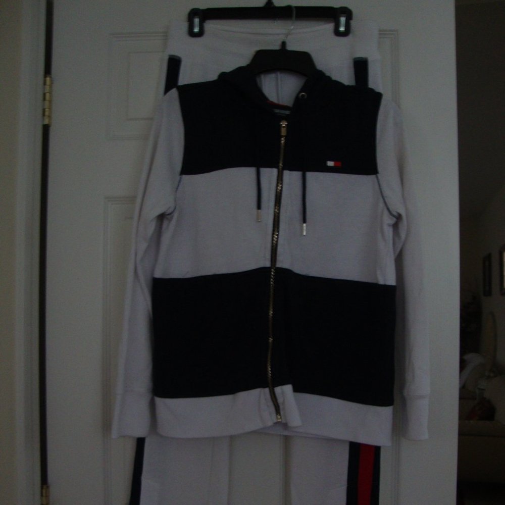 Tommy Hilfiger Women's Hoodie & Pants Set